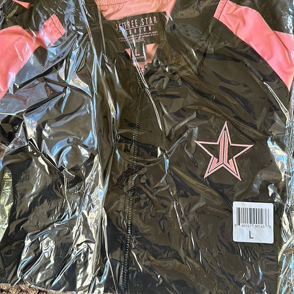 Jeffree Star Baby Pink And Black Bomber Jacket Brand New Size Large or XLarge - Picture 4 of 5